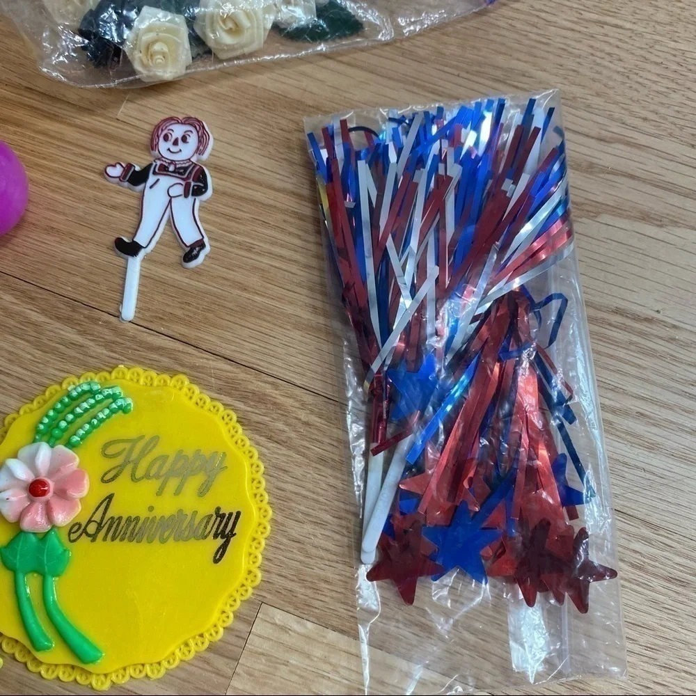 Vintage cake decorations